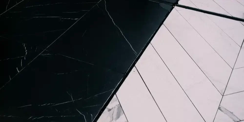 1.1 สร้างพื้นบ้านปลอดภัย เดินสบาย หมดกังวลปัญหากระเบื้องบาดเท้า สร้างพื้นบ้านปลอดภัย เดินสบาย หมดกังวลปัญหากระเบื้องบาดเท้า