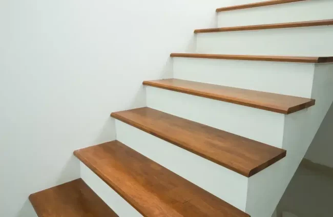 7 ข้อสำคัญที่ต้องรู้เกี่ยวกับกฎหมายบันไดบ้าน