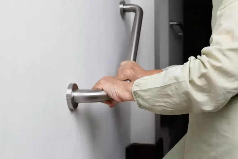 รวม 8 อุปกรณ์เพื่อความปลอดภัยในบ้าน ป้องกันอุบัติเหตุ