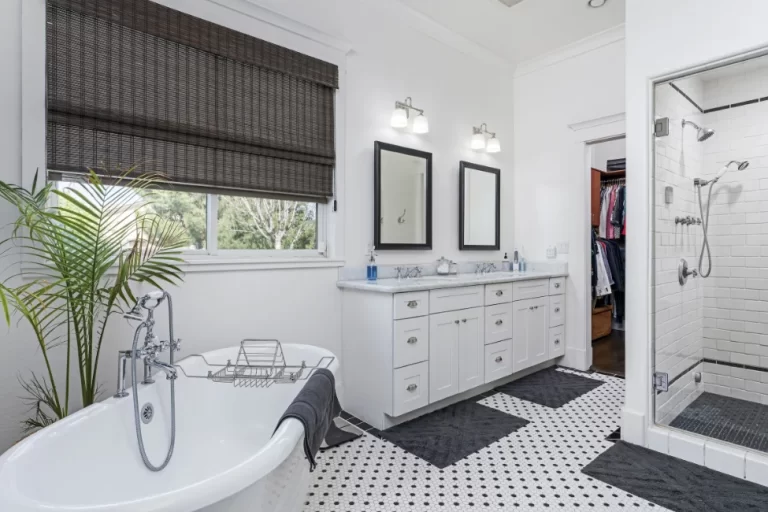 วิธีเลือกกระเบื้องห้องน้ำ ให้สวยปลอดภัย ทนทานยาวนาน