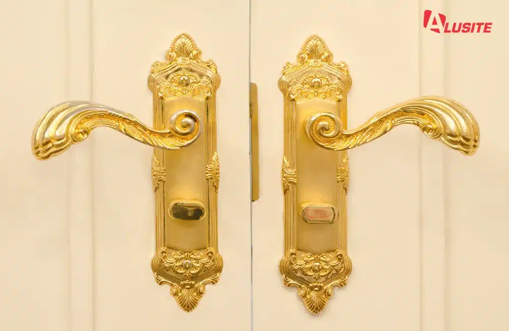 มือจับประตูและลูกบิดลิ้นชัก