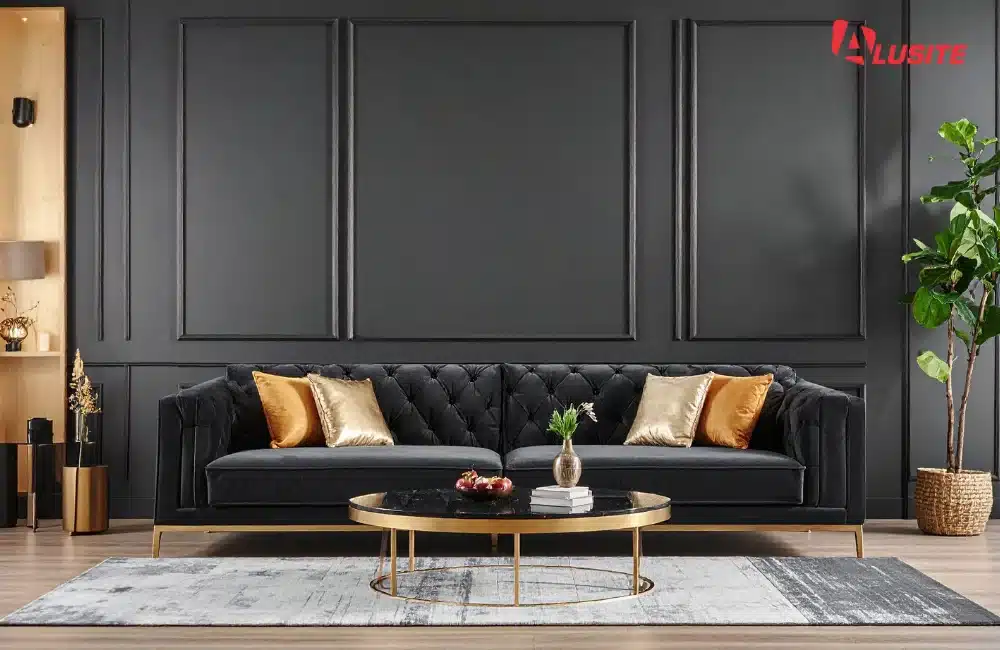 หมอนอิงและผ้าคลุมลายเส้นสีทอง